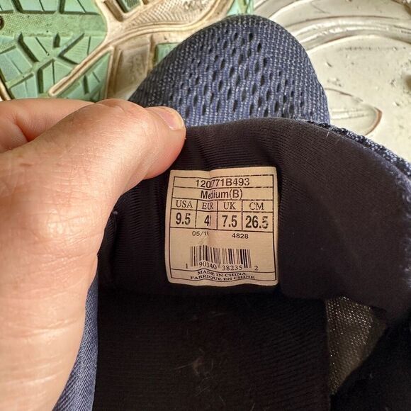 Brooks navy Ghost 11 size 9.5 - Picture 9 of 9